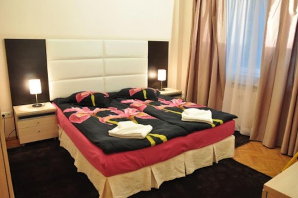 Alegra Apartment In Sofia Downtown Luaran gambar